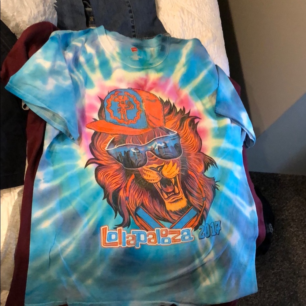 Lollapalooza 2017 Extra Large T-Shirt